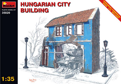 HUNGARIAN  CITY  BUILDING